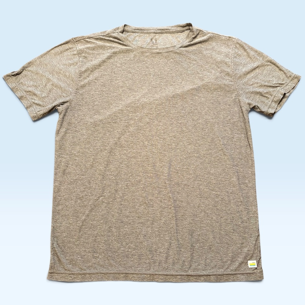 Vuori Shirt Mens Large Gray Lightweight Performance Tee T-Shirt Crewneck